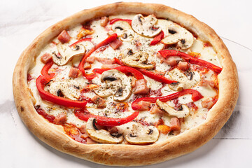 Italian Pizza with chicken, mushrooms, ham, pepper, cheese, tomato sauce