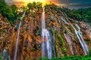 Fototapeta na wymiar Beautiful waterfalls in Plitvice Lakes, Croatia