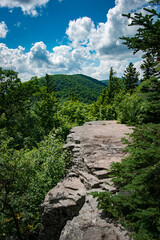 Fototapeta na wymiar Acra Point trail, Catskill Mountains, New York