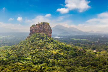 Fototapeta na wymiar Lion Rock in Sigiriya