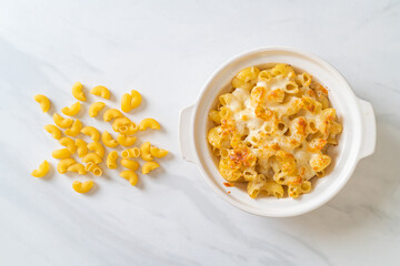 American mac and cheese, macaroni pasta in cheesy sauce