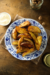 Roasted potato wedges with herbs