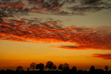 Obraz premium Sonnenuntergang im Herbst