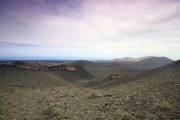 paisaje volc&aacute;nico con el tedie 
