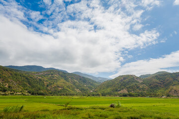 Fototapeta na wymiar Vietnamese mountains view from Cam Ranh