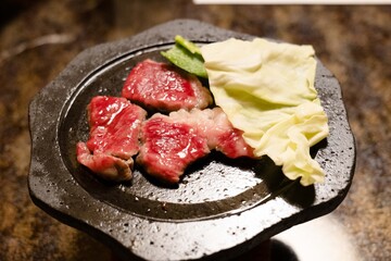 お肉