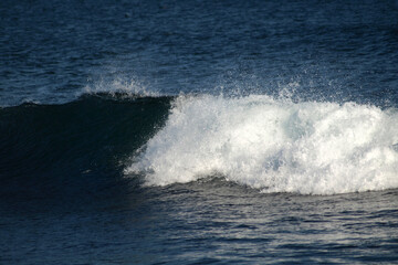 Kamchatka. Khalaktyrsky beach. Pacific beach, sea waves. Archive photo, 2008