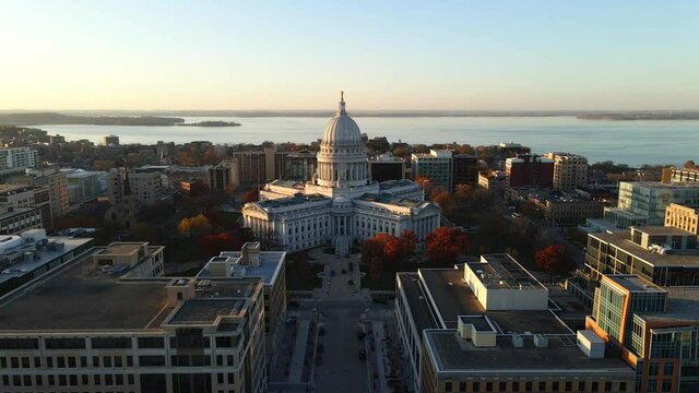 state capitol in madison wisconsin aerial view