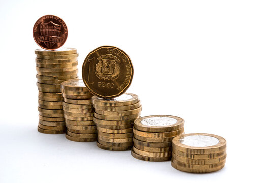 graph of the exchange rate of the American dollar to currencies, horizontal photo