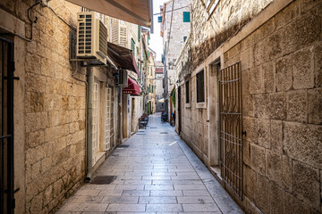 Fototapeta na wymiar View of the old city of Split, Mediterranean architecture, narrow streets
