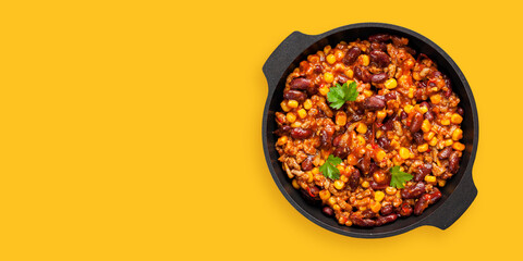 Chili con carne in frying pan