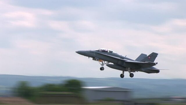 McDonnell Douglas F/A-18 Hornet, take off