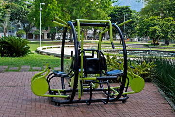 Obraz premium Public gym equipment at Santos Dumont Square, in Gavea neighborhood, Rio de Janeiro, Brazil