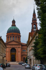 cassalmaggiore cathedral on a cloudy day