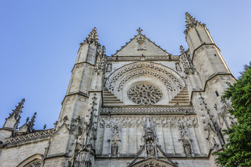 Fototapeta na wymiar Flamboyant Gothic St. Michel Basilica (Basilique Saint Michel, XIV - XVI century) dedicated to the Archangel Michel in the Bordeaux city center. Bordeaux, France.