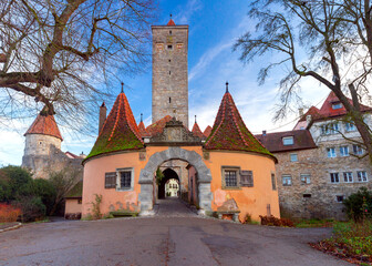 Obraz premium Rothenburg ob der Tauber. Old city gate Burtorg.