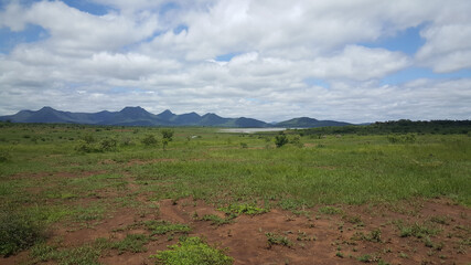 Obraz premium Mountain range scenery in Kyle Game Reserve