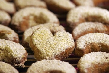 Herz zwischen Vanillekipferl