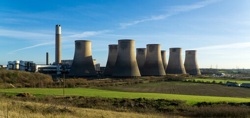 Fototapeta na wymiar Major UK power station landscape