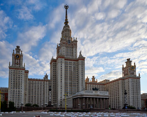 Fototapeta na wymiar Russia. Moscow. The main building of Moscow State University on Lenin Hills from the main entrance