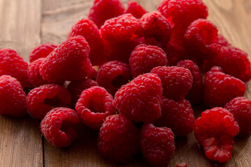 Montón de Frambuesas rojas, frutas, desayuno, frutos rojos 