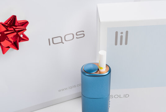 lil SOLID - new by IQOS - Electric Tobacco Heating System. Electronic Cigarette Technology, alternative smoking.
