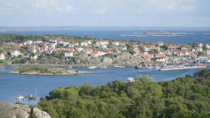 Naklejka premium Small islands with rocky landscapes located in the Styrsö area near Gothenburg, Sweden.
