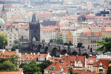 Fototapeta na wymiar CZECH REPUBLIC, PRAGUE: JUNE 13 2015: view from above of Charles bridge