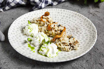 Risotto with Mushrooms and Cream Cheese