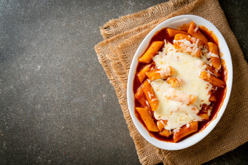 Korean rice cake in spicy Korean sauce with cheese, Cheese Tokpokki, Tteokbokki with Cheese