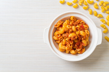 macaroni with tomatoes sauce and mince pork