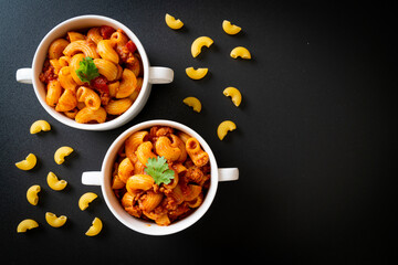 macaroni with tomatoes sauce and mince pork