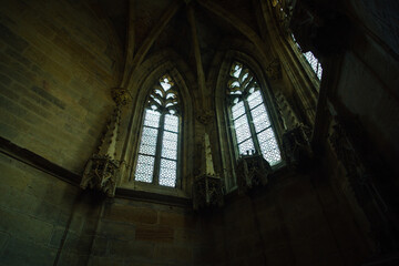 intérieur d'une chapelle de l'abbaye de Cluny