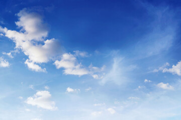 Naklejka na ściany i meble The sky is blue with beautiful clouds blurred.