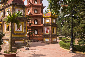 Fototapeta na wymiar Tran Quoc Pagoda, Hanoi, Vietnam, Asia