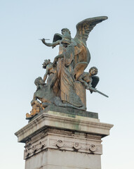 Statua del pensiero scolpiti da Giulio Monteverde nel monumento a Vittorio Emanuele II. Piazza...