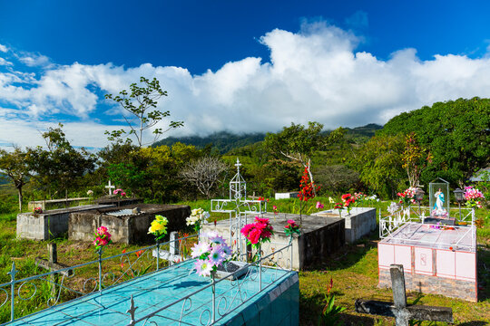 Cemetery Boruca (also known as the Brunca or the Brunka) indigenous people, Costa Rica, Central America, America
