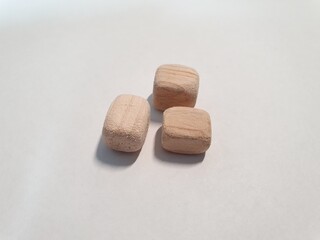 깔끔한 이미지의 공기정화 편백나무 큐브 