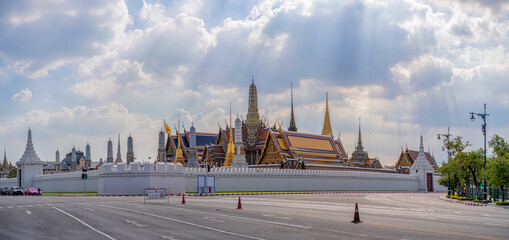 Grand palace and Wat phra keaw at Bangkok, Thailand. Panorama concept
