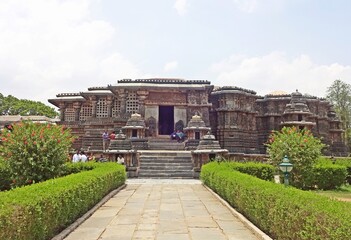 Fototapeta na wymiar Hoysaleswara Temple, Halebidu,karnataka