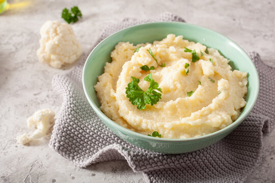 mashed cauliflower with butter. ketogenic paleo diet side dish