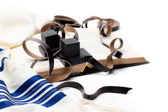 Еallith and tefillin