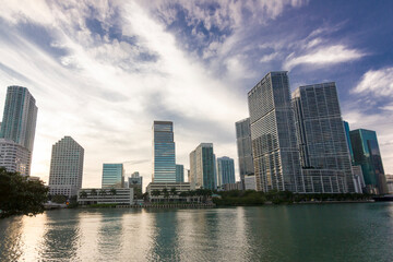 Fototapeta na wymiar The view of the Miami skylines at Miami riverbank 