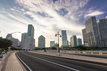 Fototapeta na wymiar The view of the Miami skylines at Miami riverbank 