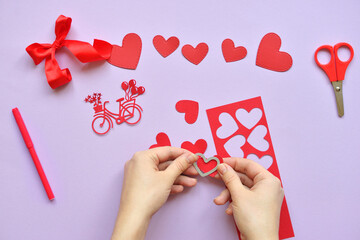 DYI master - class on creating cards for Valentine's Day. scrapbooking with ruling board and...