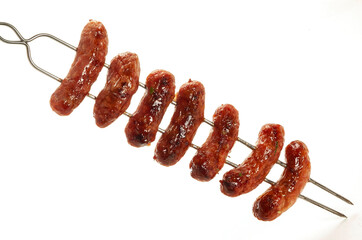 Espeto de linguiça grelhada