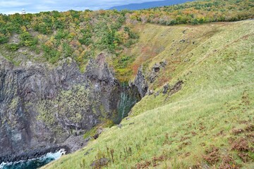 乙女の涙とも呼ばれるフレペの滝の情景＠知床、北海道