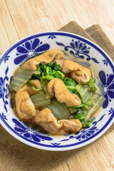 油揚げと白菜の煮物