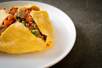 egg wrap or stuffed egg with minced pork and vegetable