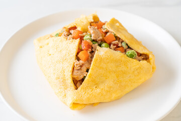 egg wrap or stuffed egg with minced pork and vegetable